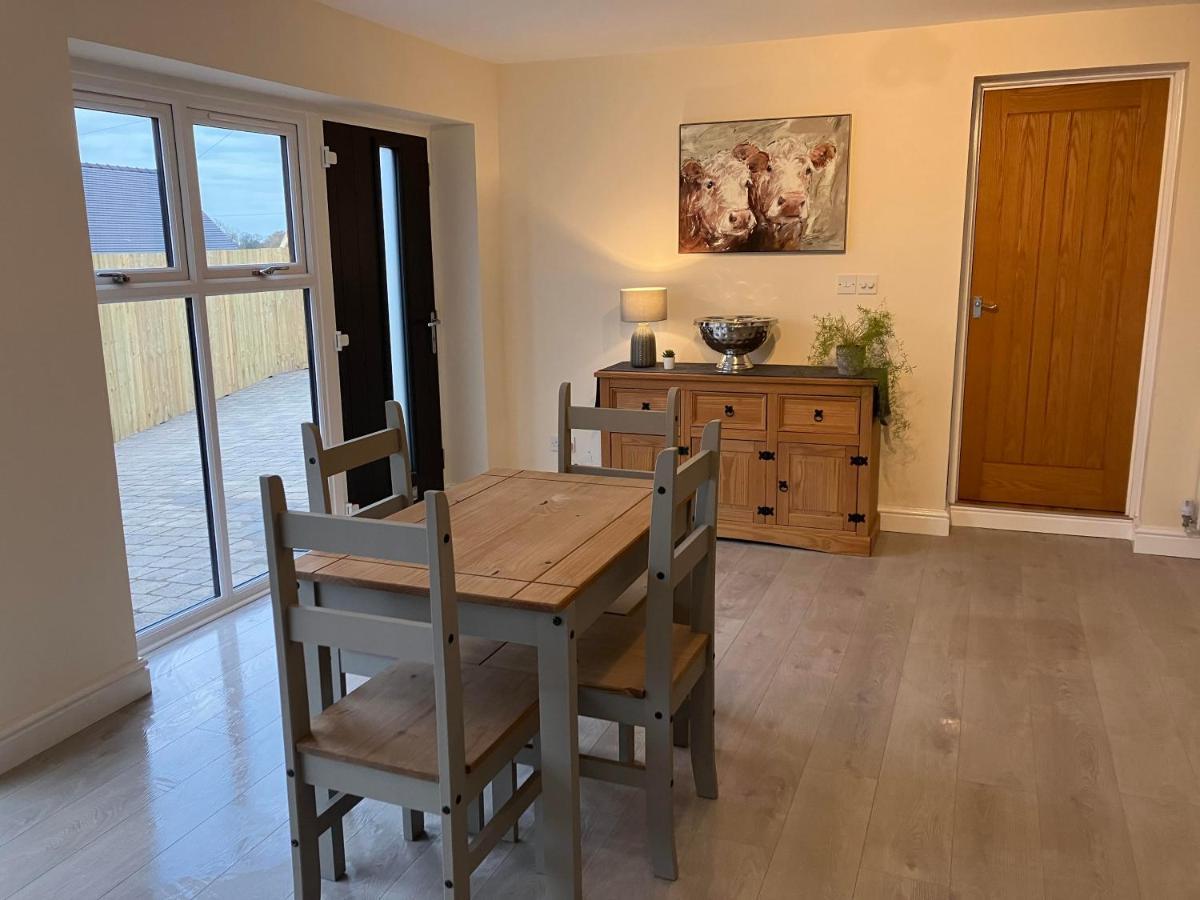Honeyberry Cottage -Part Of Alton Cottages Dış mekan fotoğraf